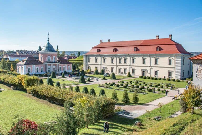 Zolochiv Golden Horseshoe Castles